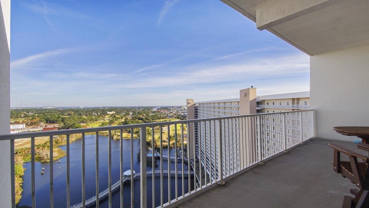 Penthouse At Laketown Wharf In Pcb! 2132 * Panama City Beach