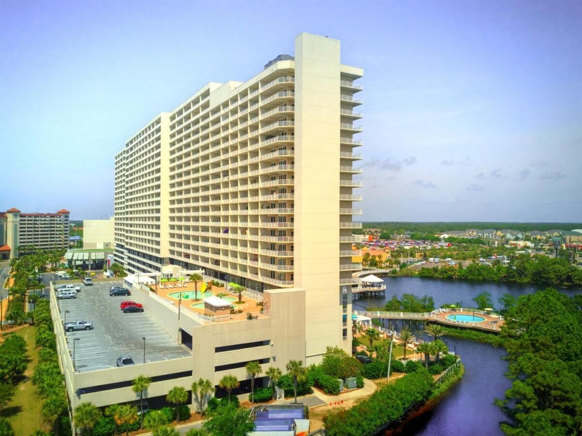 Penthouse At Laketown Wharf In Pcb! 2132