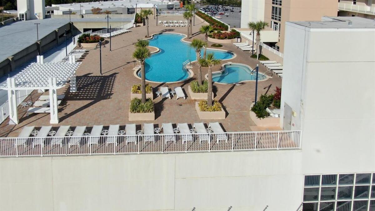 Penthouse At Laketown Wharf In Pcb! 2132 Panama City Beach