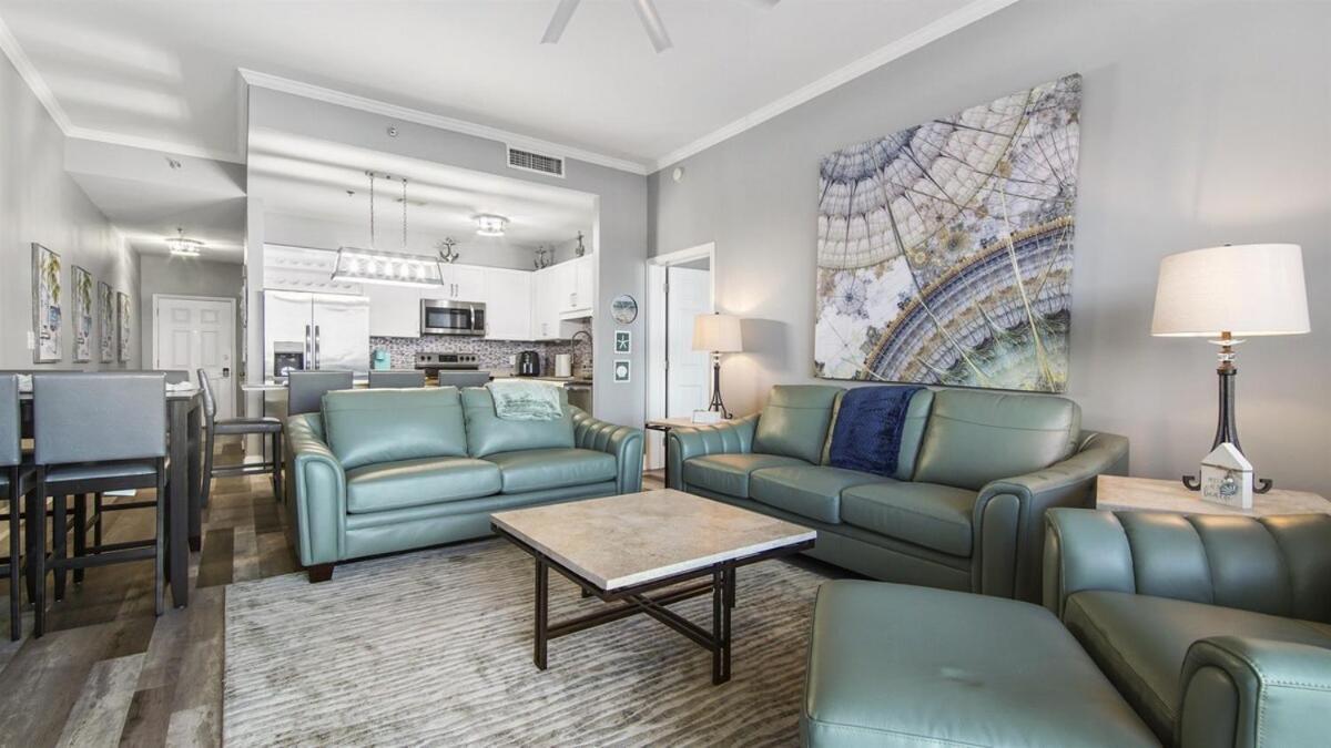 Penthouse At Laketown Wharf In Pcb! 2132 * Panama City Beach